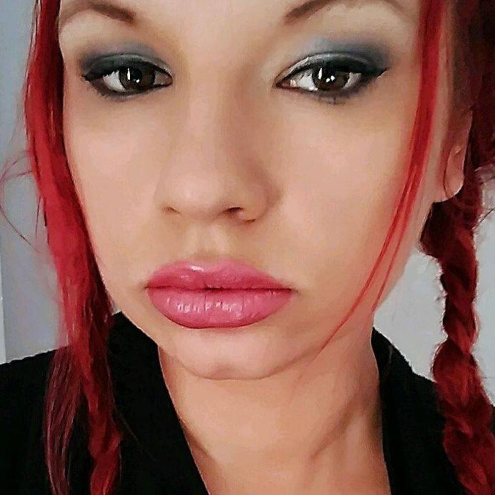 Meet your Posher, Karina